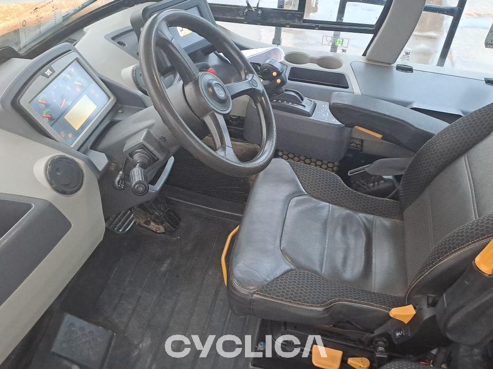 Kiperi i zglobni kamioni  730 3T301208 - 9