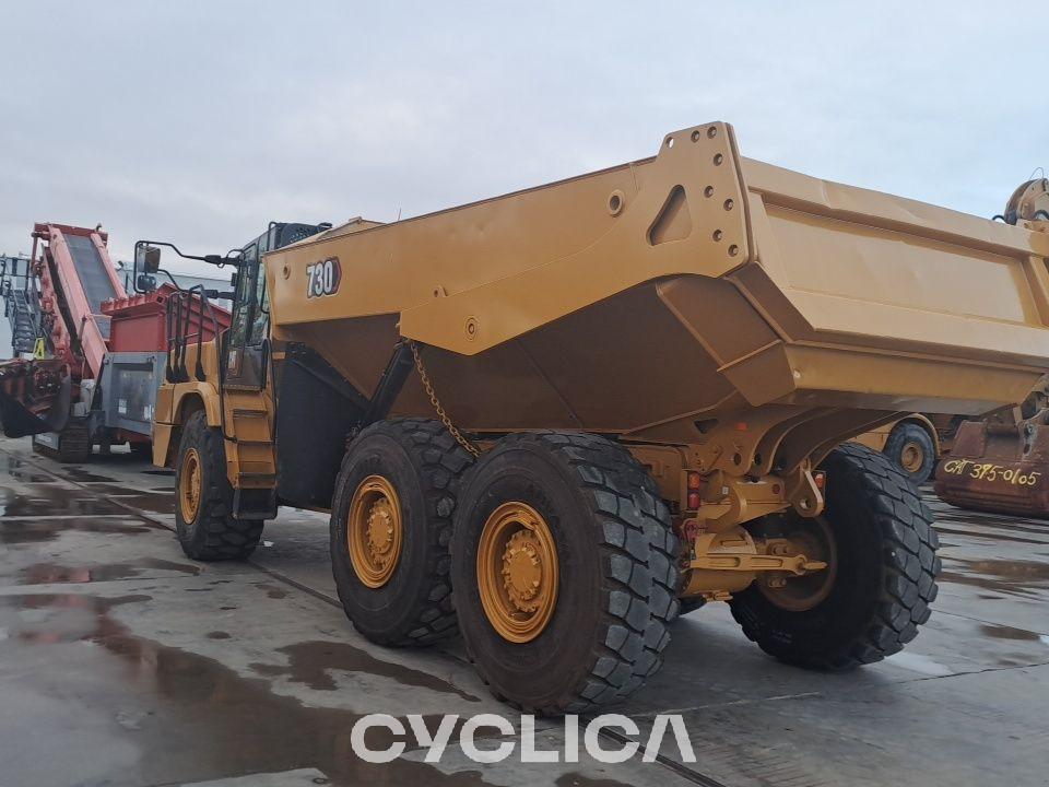 Kiperi i zglobni kamioni  730 3T301208 - 5