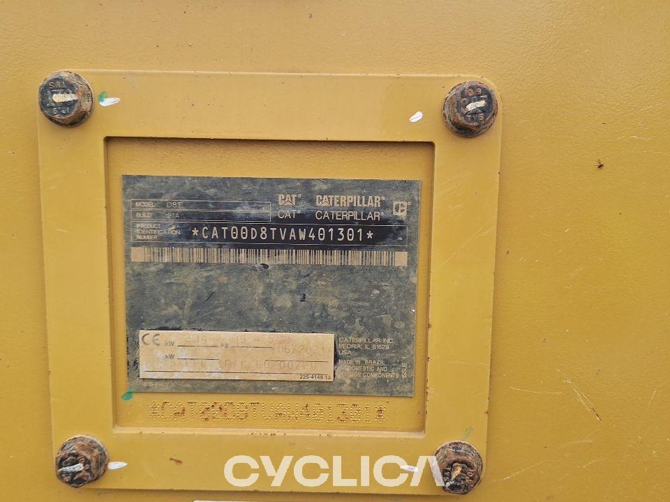 Buldozeri na lancima  D8T AW401301 - 7