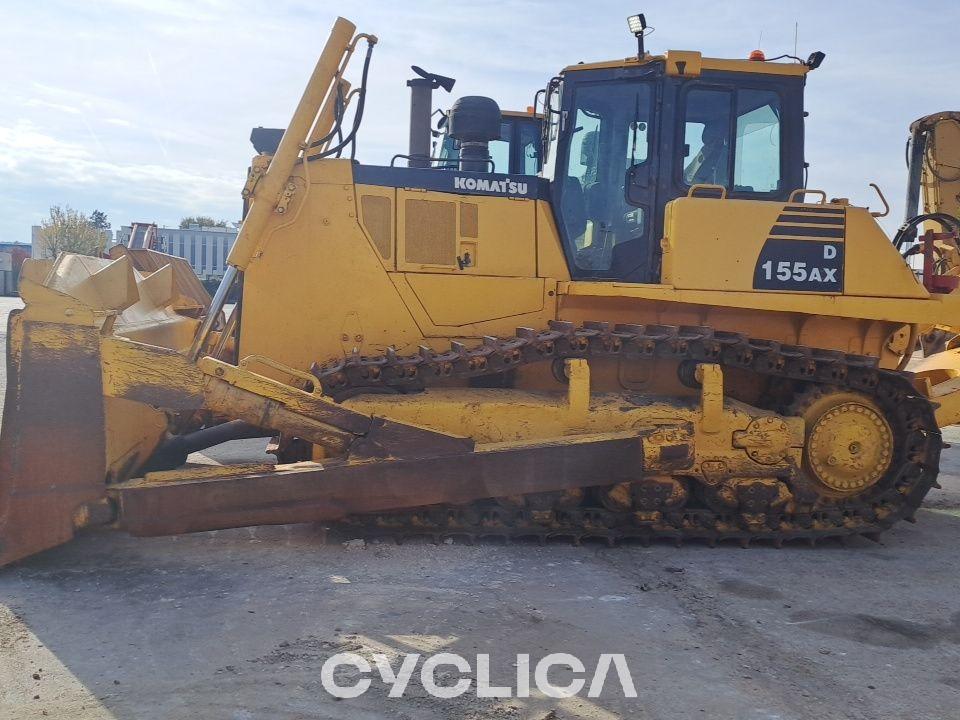 Buldozere dhe Traktorë me zinxhirë D155 80751 - 12