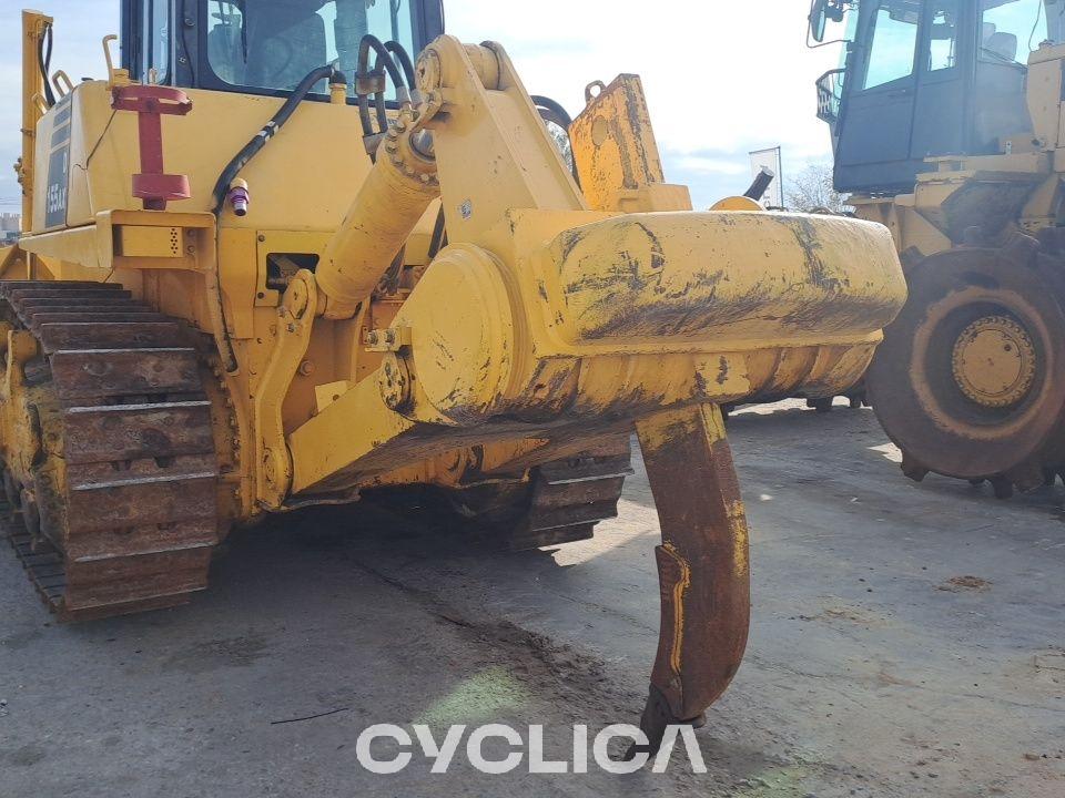 Buldozere dhe Traktorë me zinxhirë D155 80751 - 13