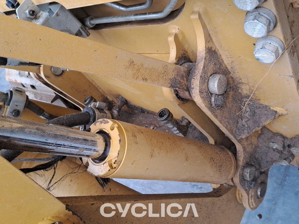 Bulldozers e tratores de rastos  D4K2 KM207222 - 19