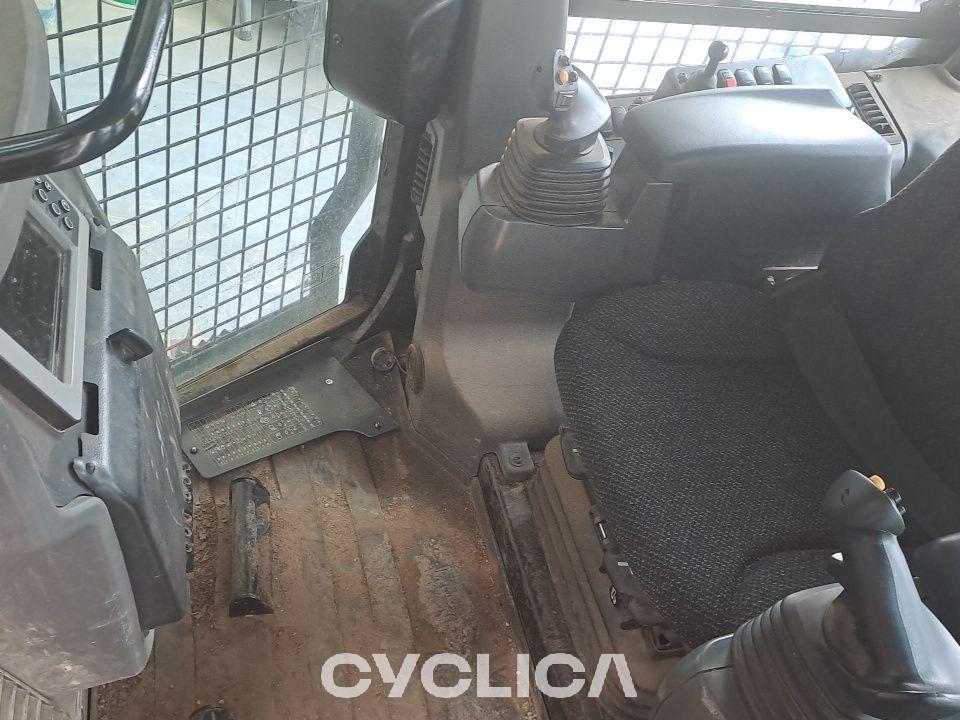 Bulldozers e tratores de rastos  D4K2 KM207222 - 9