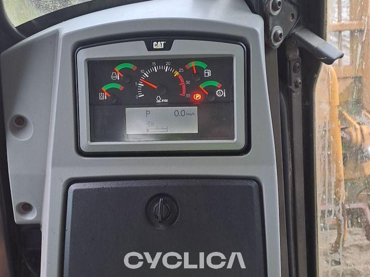 Bulldozers et tracteurs à chenilles  D8T FCT00300 - 9