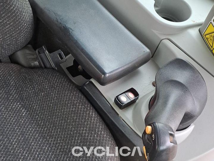 Bulldozers et tracteurs à chenilles  D8T FCT00300 - 11