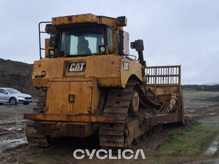 Bulldozers et tracteurs à chenilles  D8T FCT00300 - 5