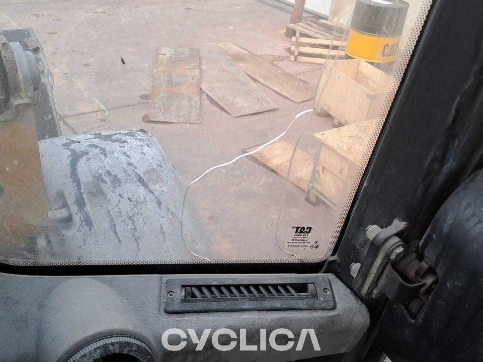 Pás Carregadoras de Rodas 908M K5800770 - 11