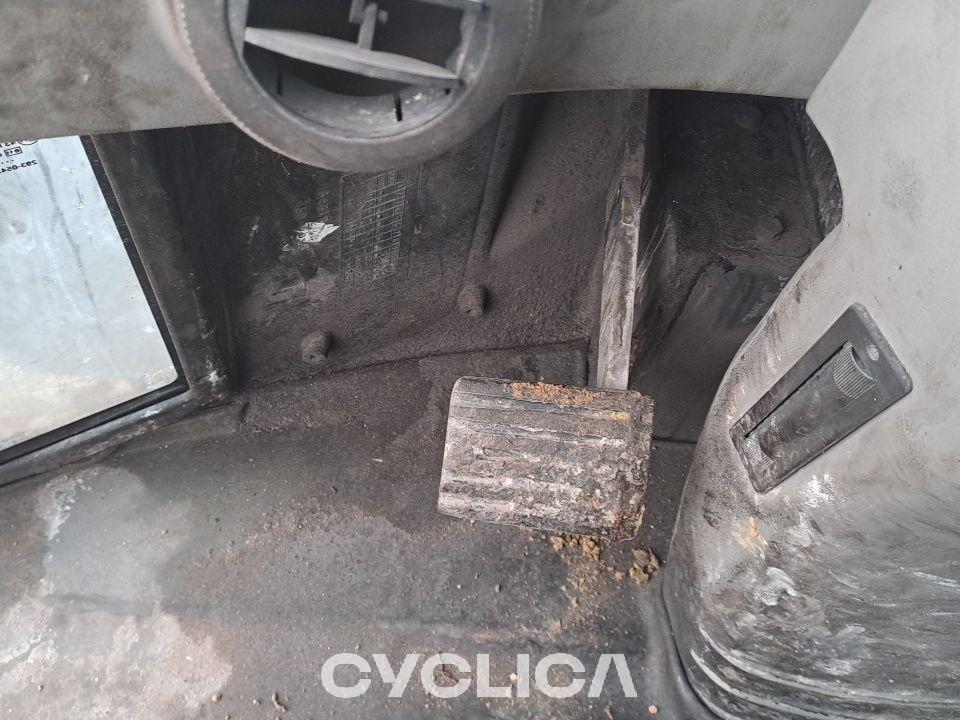 Pás Carregadoras de Rodas 908M K5800770 - 13