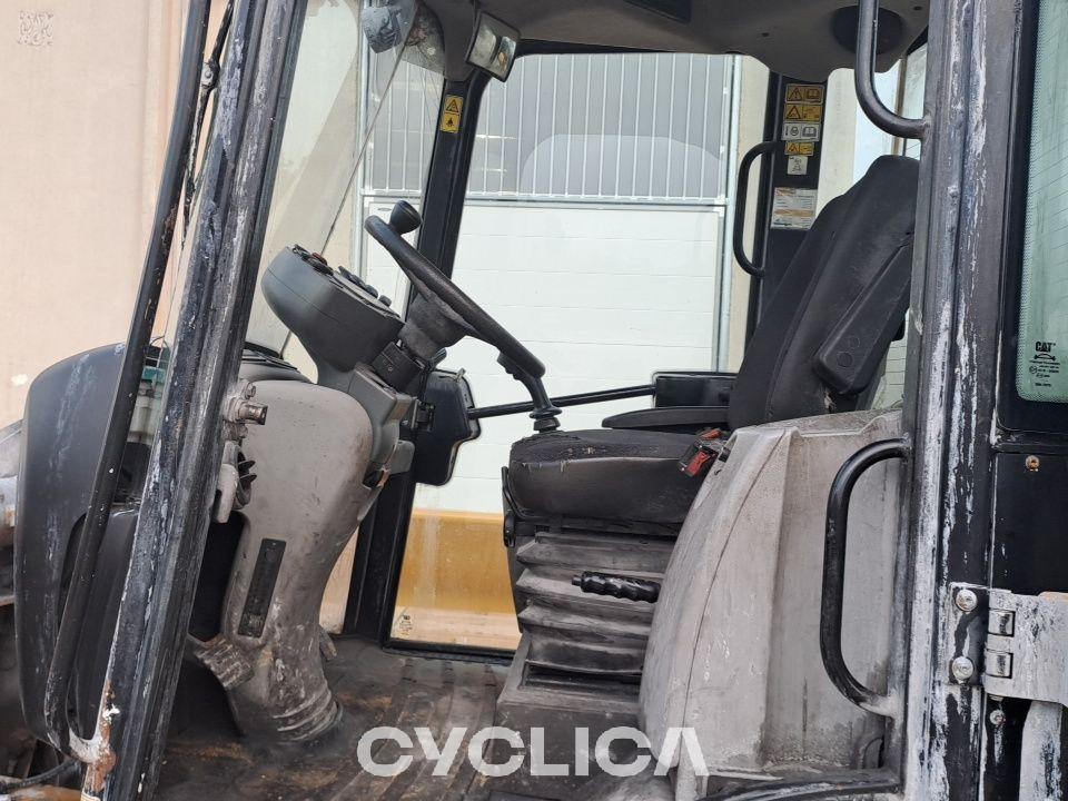 Pás Carregadoras de Rodas 908M K5800770 - 9