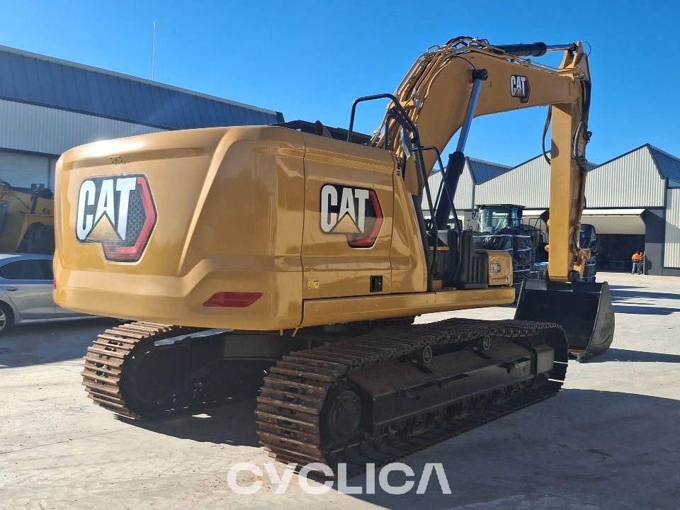 Bageri gusjeničari 330 GC SCZ20120 - 5