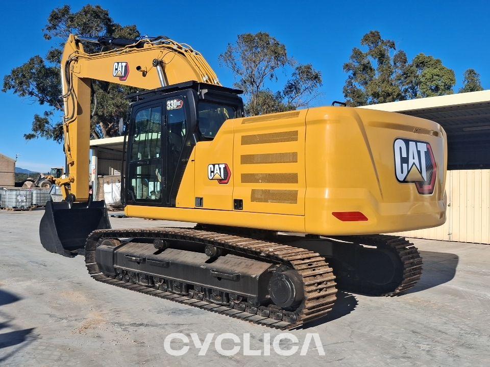 Bageri gusjeničari 330 GC SCZ20120 - 4