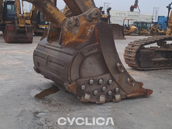 Escavadora de rastos  352FLME NDC80112 - 12