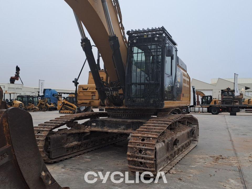 Escavadora de rastos  352FLME NDC80112 - 13