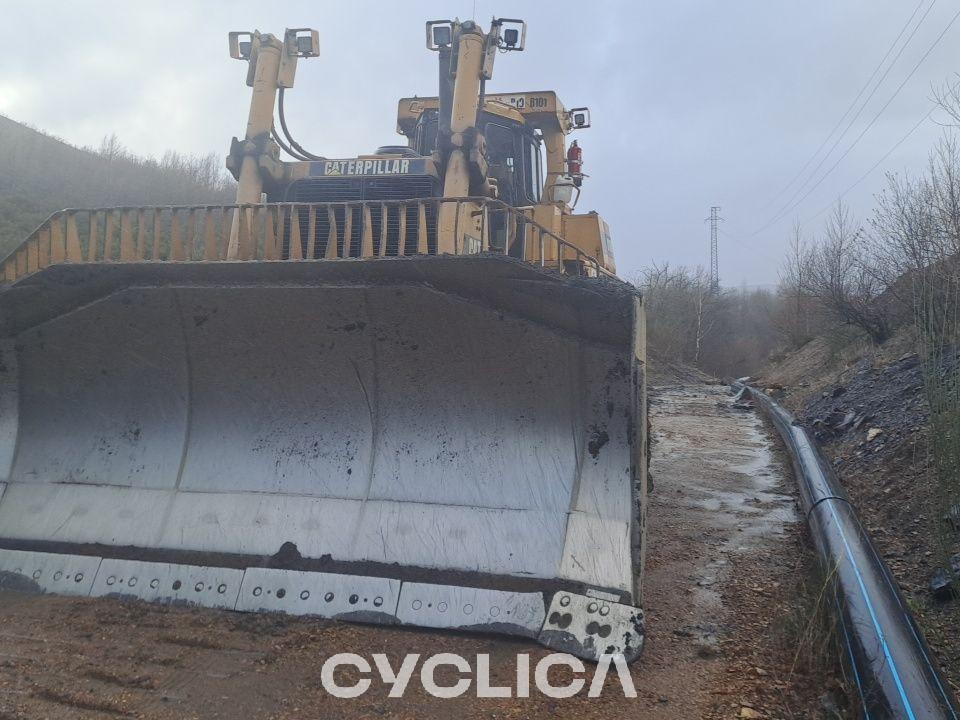 Bulldozers and crawler tractors  D10R 3KR01464 - 7