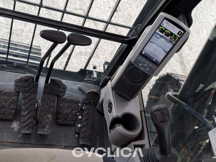 Bageri gusjeničari  323F SA FA210187 - 10