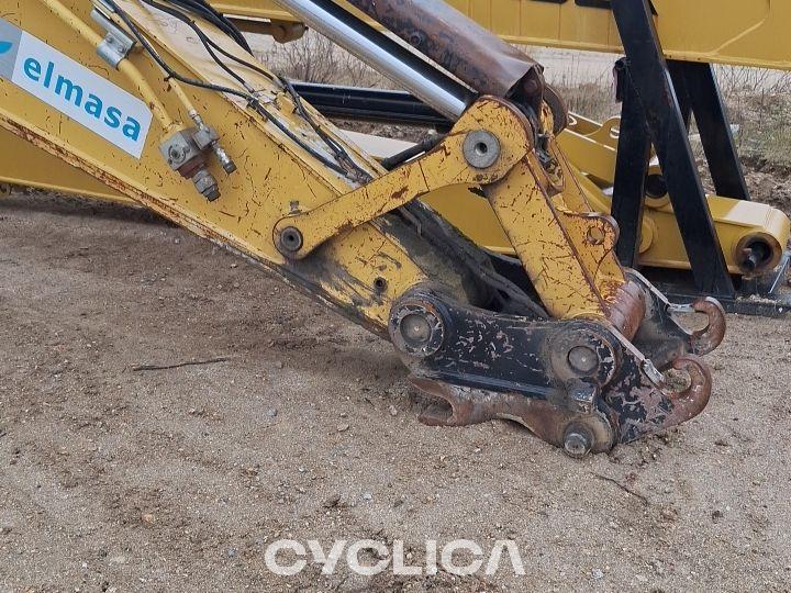 Bagri goseničarji  330DL UHD THJ00366 - 11