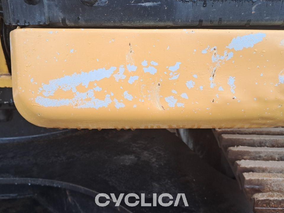 Pelles sur chenilles  330GC NDH00181 - 24