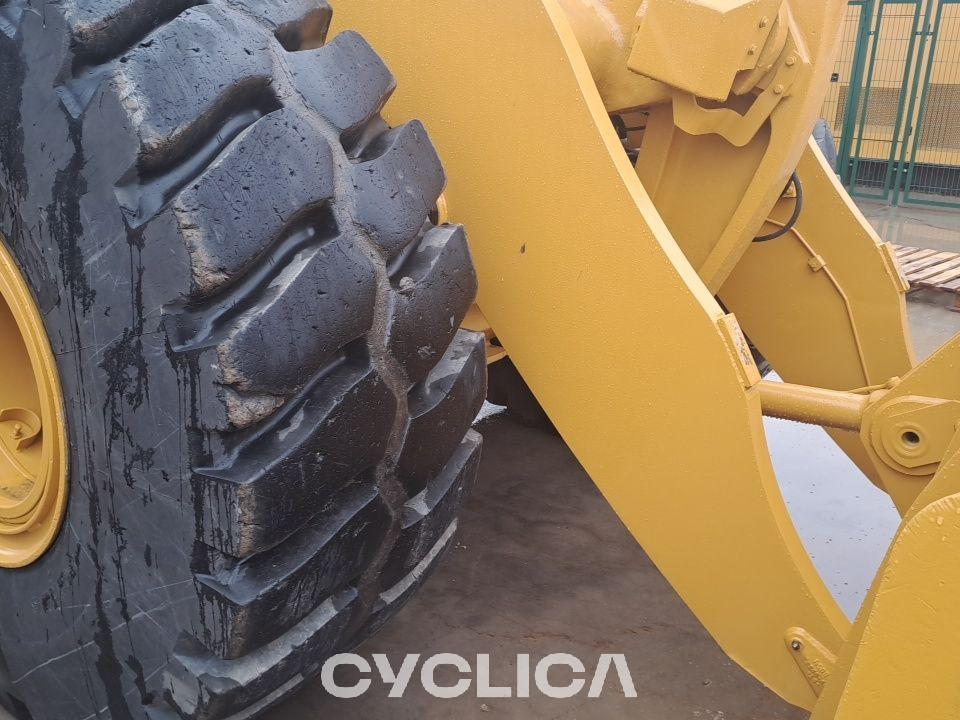 Wheel loaders  972M LSJ01986 - 16