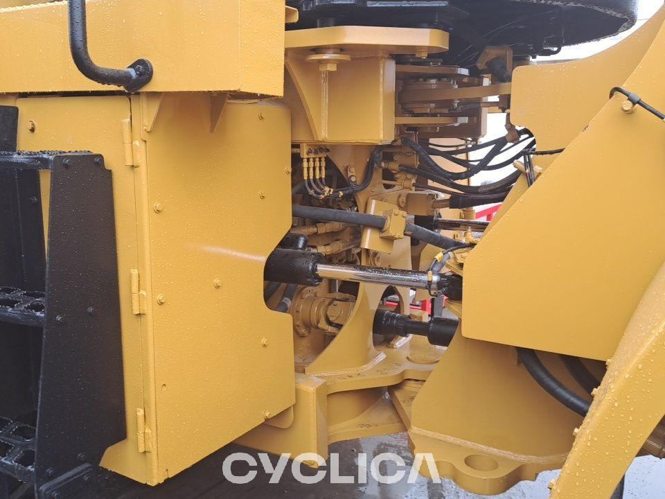 Wheel loaders  972M LSJ01986 - 17