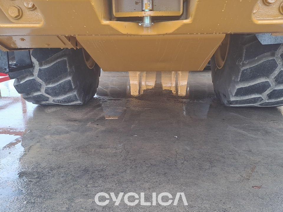 Wheel loaders  972M LSJ01986 - 21