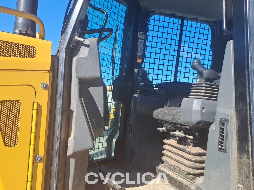 Bulldozers et tracteurs à chenilles D4K2 KM207222 - 10