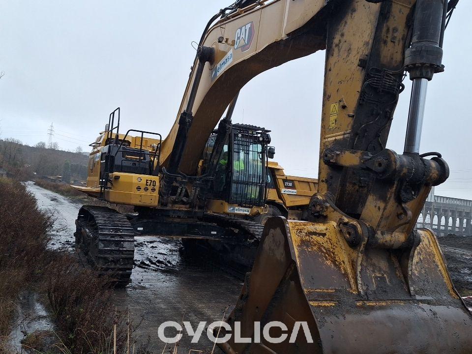 Eskavatorë me Zinxhirë  374LME JGP10070 - 4