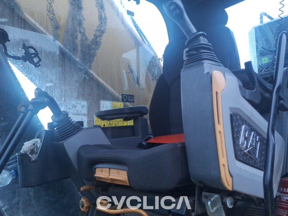 Eskavatorë me Zinxhirë  374LME JGP10070 - 9