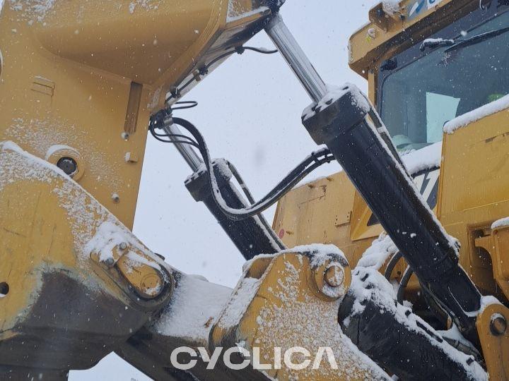 Buldozere dhe Traktorë me zinxhirë  D10T JJW00626 - 11