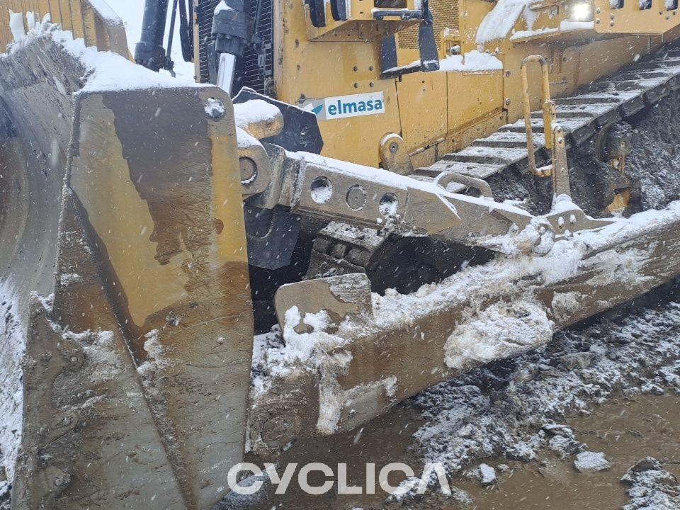 Buldozere dhe Traktorë me zinxhirë  D10T JJW00626 - 19