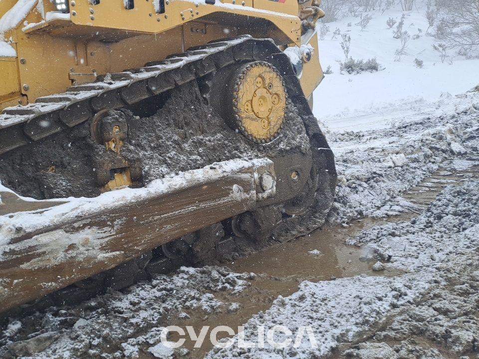 Buldozere dhe Traktorë me zinxhirë  D10T JJW00626 - 24