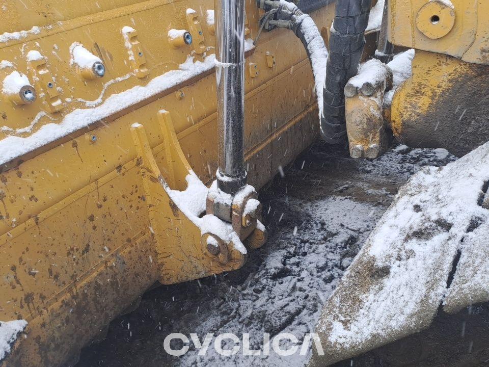 Buldozere dhe Traktorë me zinxhirë  D10T JJW00626 - 27