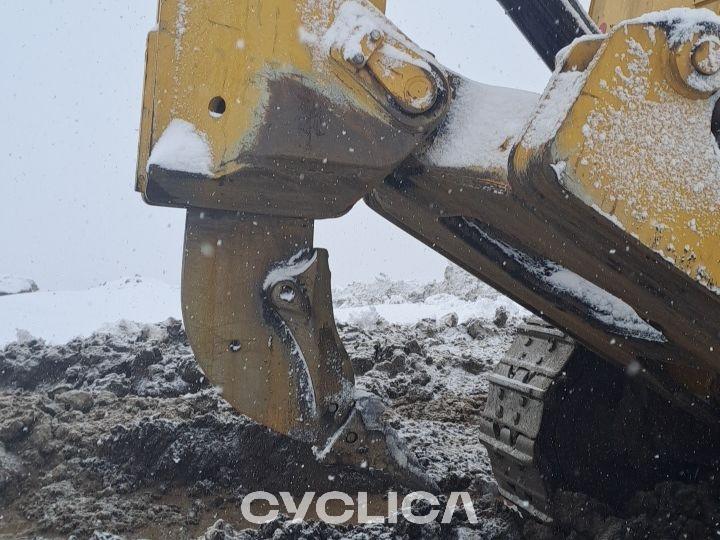 Buldozere dhe Traktorë me zinxhirë  D10T JJW00626 - 28