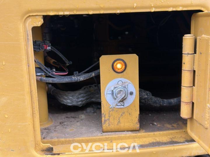 Bageri gusjeničari  315FLCR TDY13603 - 16