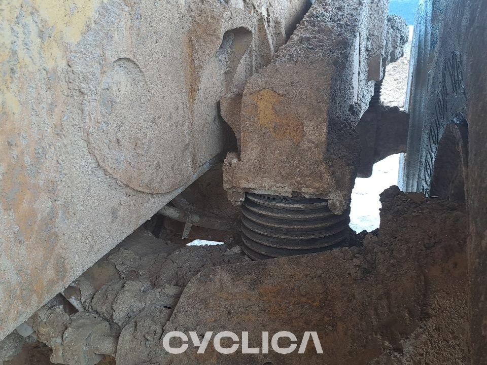 Dumpera dhe kamionë të artikuluar  740B T4R00594 - 16