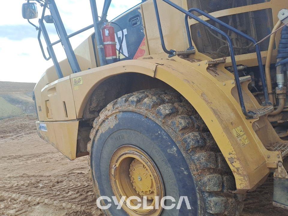 Dumpera dhe kamionë të artikuluar  740B T4R00918 - 28