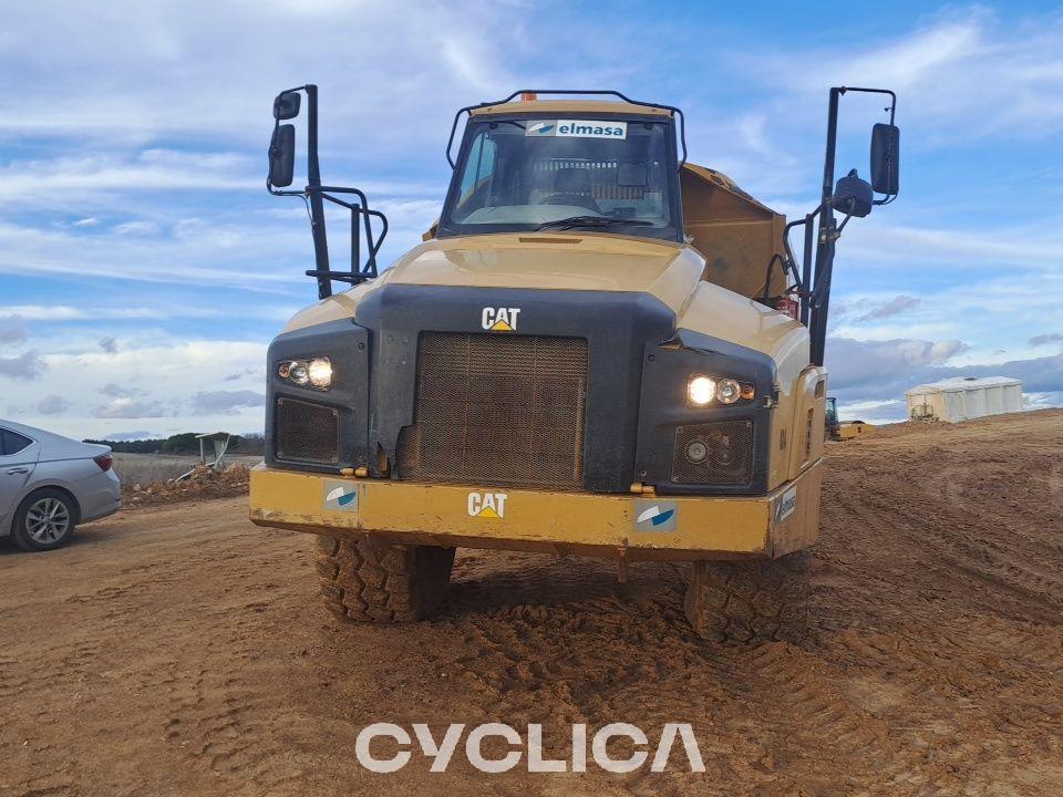 Dumpera dhe kamionë të artikuluar  740B T4R00918 - 30