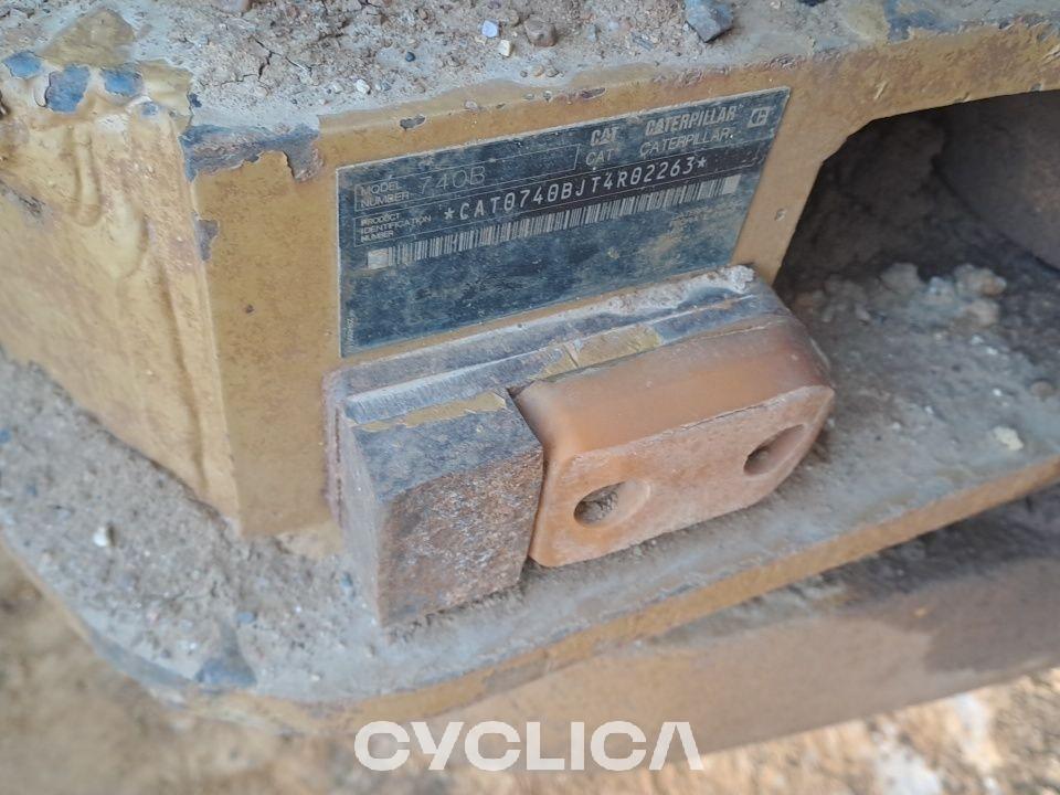 Dumpera dhe kamionë të artikuluar  740B T4R02263 - 7