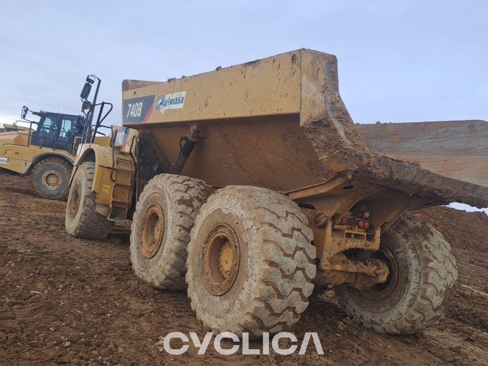 Dumpera dhe kamionë të artikuluar  740B T4R00991 - 5