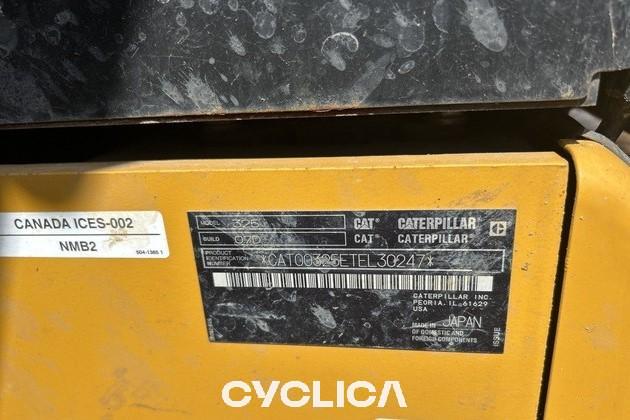 Pelles sur chenilles  325 TEL30247 - 6