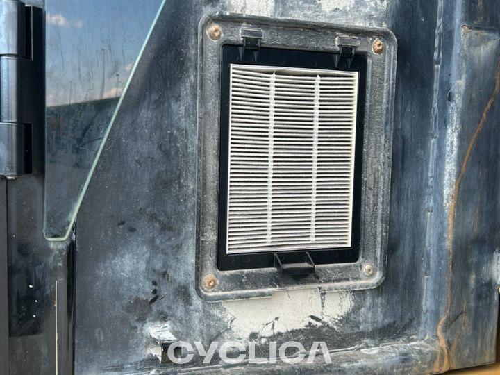 Ekskavatorë me rrota  M318F VA FB800652 - 14