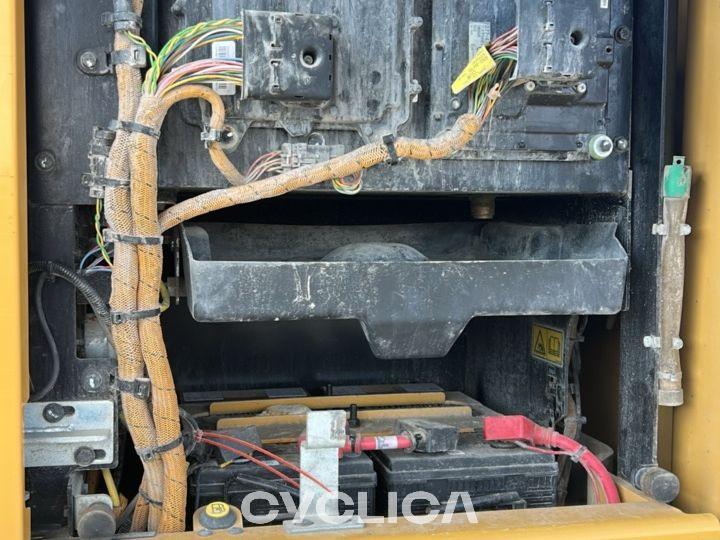 Ekskavatorë me rrota  M318F VA FB800652 - 15