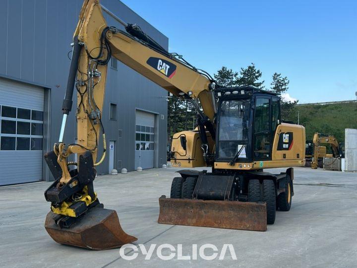 Ekskavatorë me rrota  M318F VA FB800652 - 2