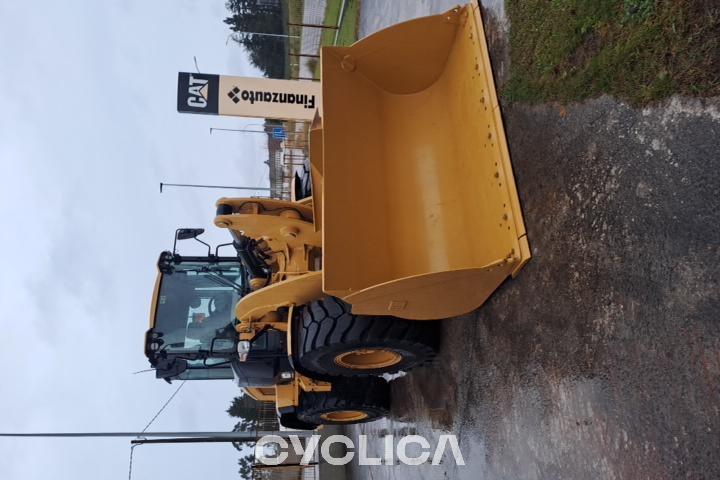 Натоварувачи на тркала  938M J3R06894 - 5