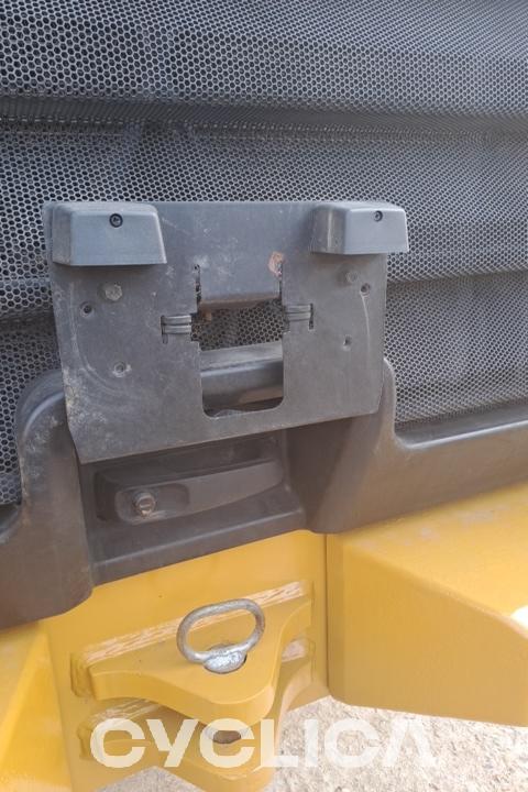 Chargeuses sur pneus  938M J3R07000 - 8