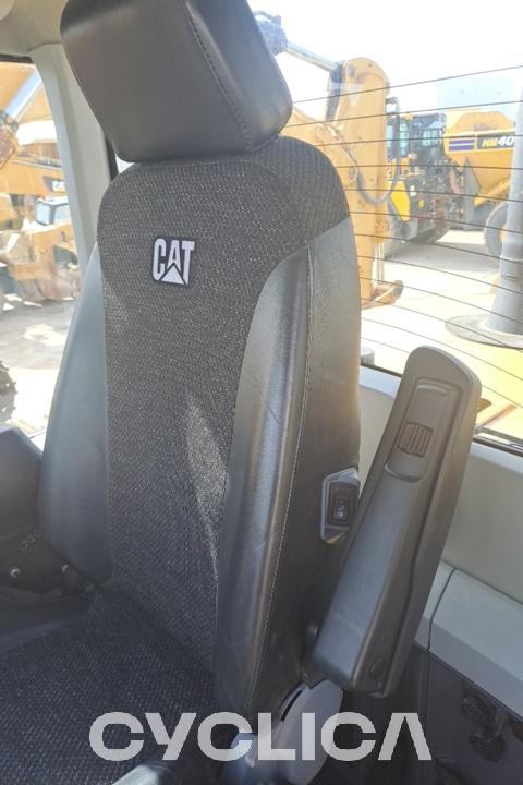 Chargeuses sur pneus  938M J3R07000 - 12