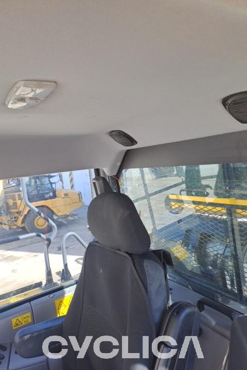 Dumpers and articulated trucks  HM400-2 20144 - 14