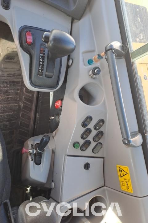 Dumpers and articulated trucks  HM400-2 20144 - 15
