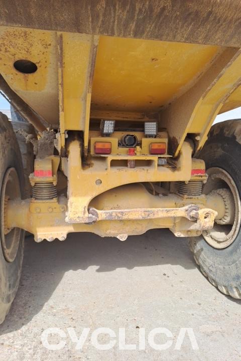 Dumpers and articulated trucks  740 B1P01369 - 30