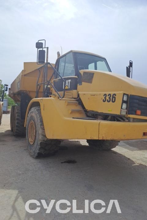 Dumpers and articulated trucks  740 B1P01369 - 4