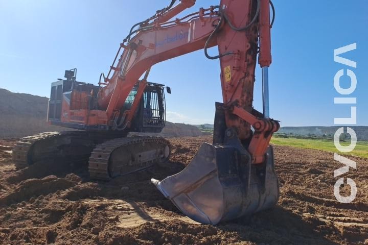 Bageri gusjeničari  530 070345 - 4